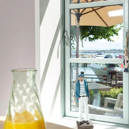 Apartment Kapitaenshaus Am Strom - 